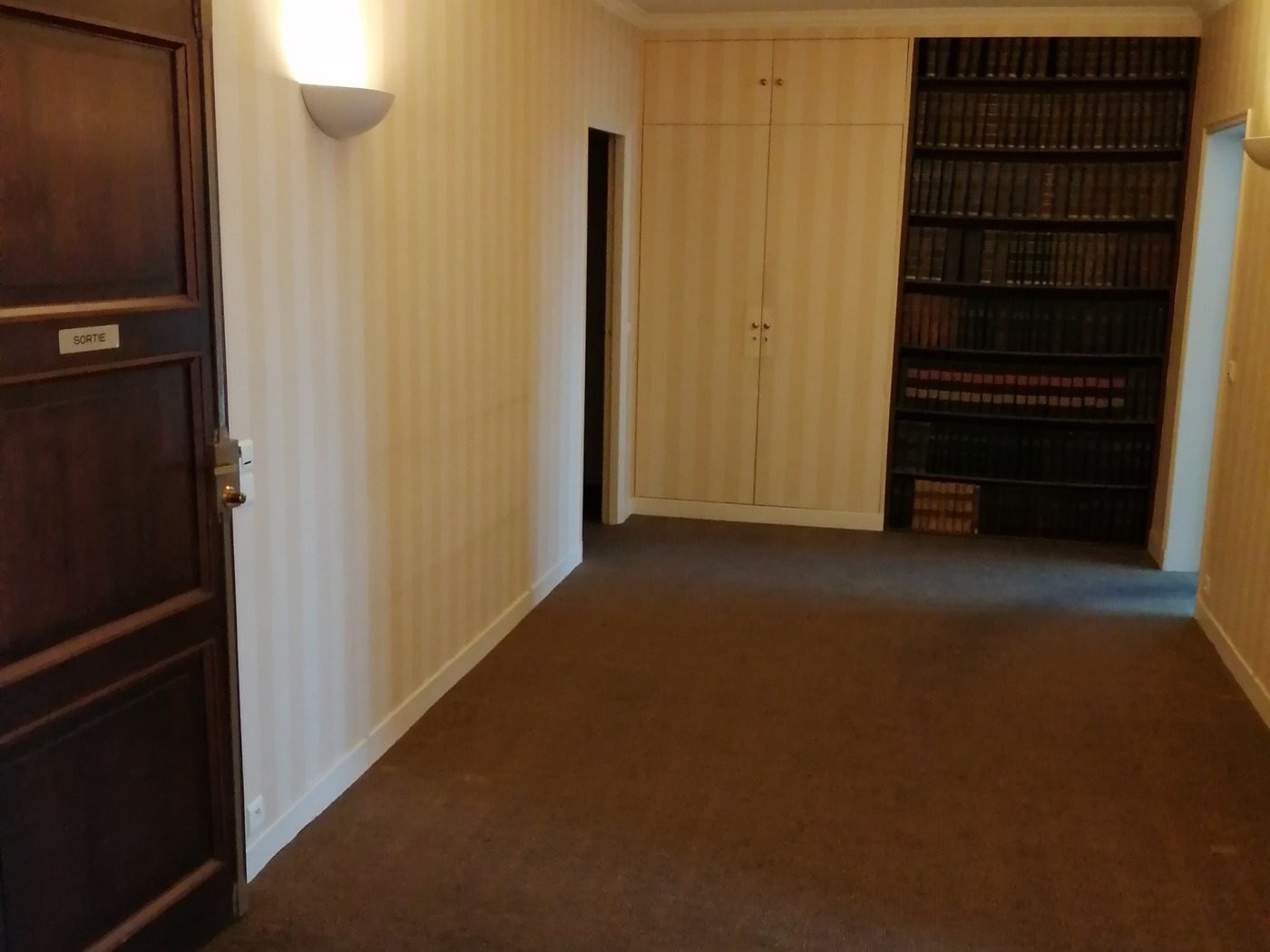 Bureaux — accueil — avant travaux