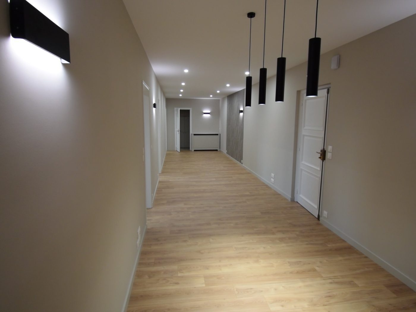 Bureaux — circulation — après travaux