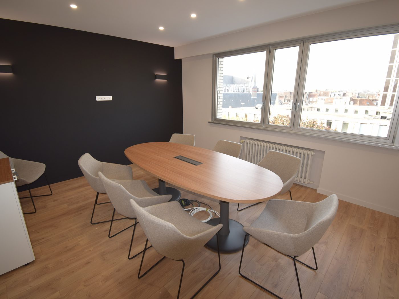 Bureaux — salle de réunion — après travaux