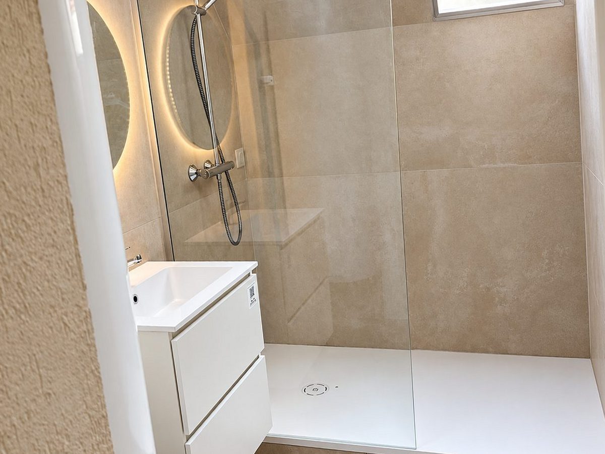 Douche de plain-pied